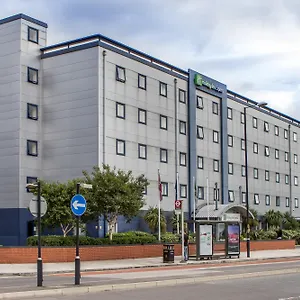 https://holiday-inn-express-royal-docks.cambridgehotelsuk.com