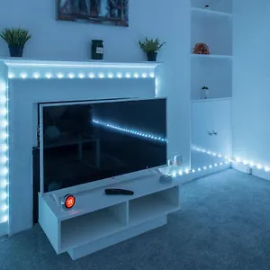Appartement Luxe Maisonette- Parking, 4k Tvs, Leds, Local Snacks And More!, Bath